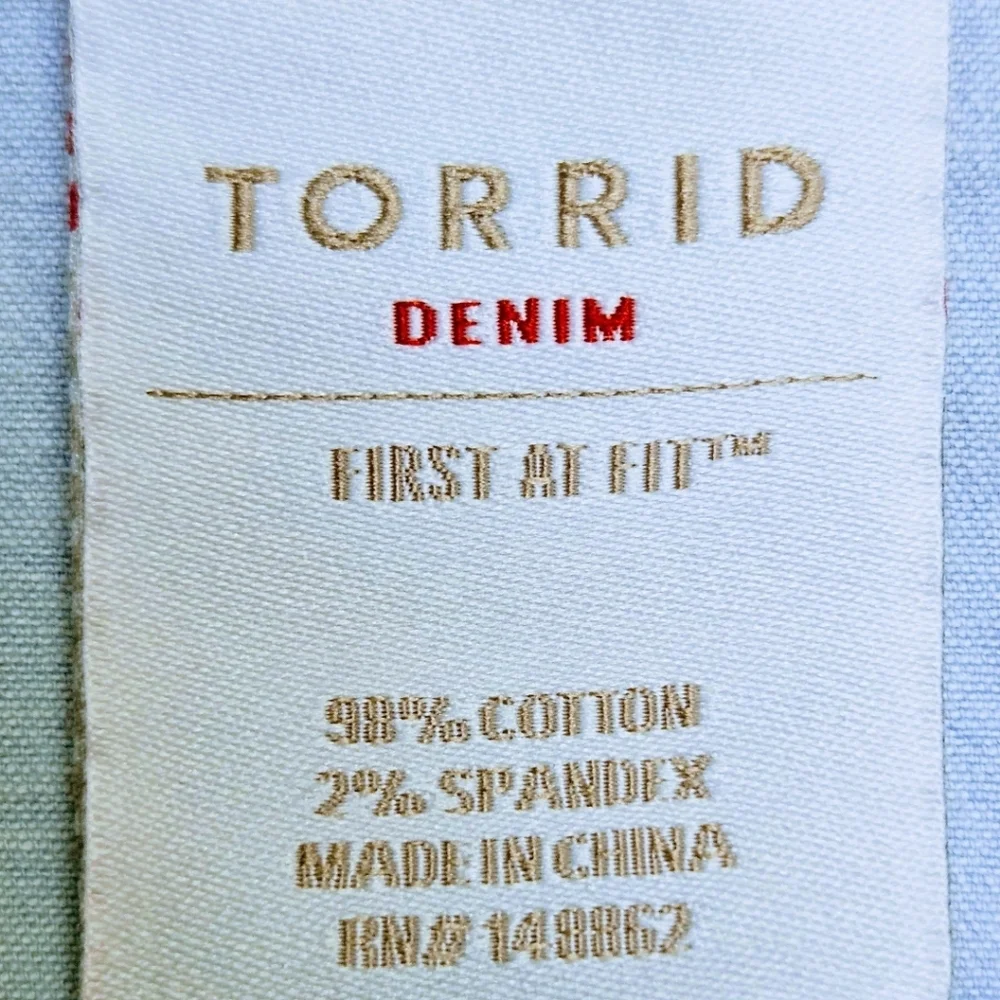 Torrid Chambray Blue Relaxed Fit Draw String Waste Cotton Casual Short Shorts